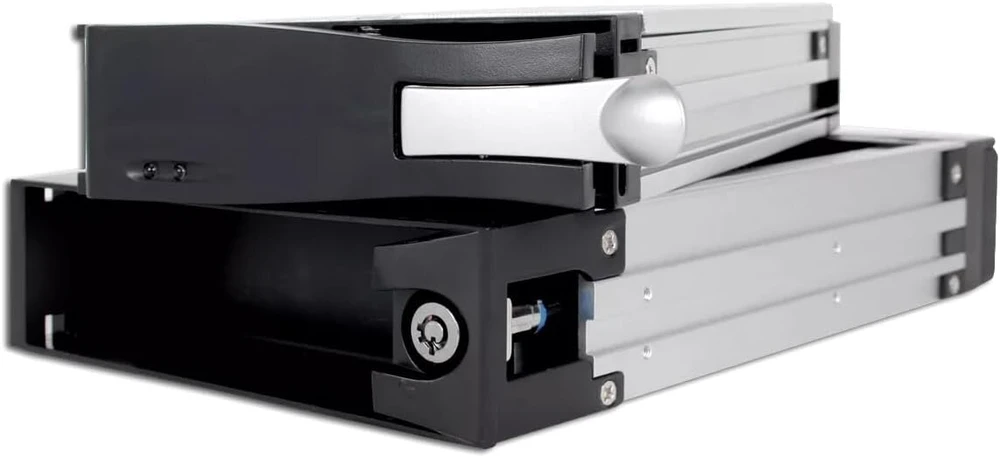 Icy Dock 5.25 colių Hot Swap Sata 2 aliuminio vidinis mobilusis rėmas, kompaktiška versija - juodas