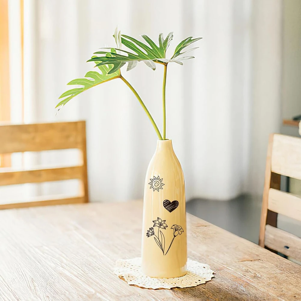 Įtrinami lipdukai, 4 lapų įtrinama folija, perkėlimo lipdukai, rašto lipdukai baldams, stiklui, medžiui, žvakėms, scrapbooking'ui, nuotraukų albumui, "pasidaryk pats" dekoravimui (širdelė, juoda)