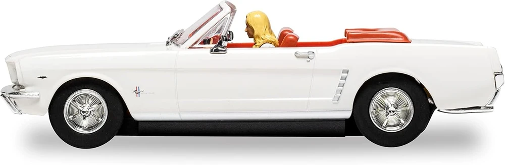 James Bond Ford Mustang, Goldfinger, balta