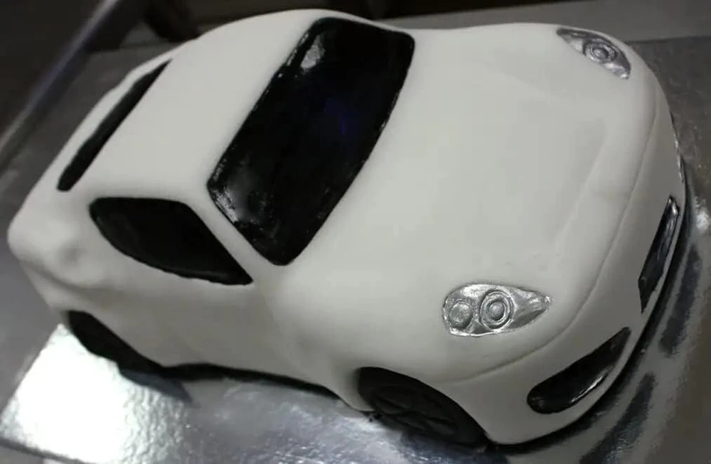 Kefyixc automobilio formos aliuminio torto forma gimtadienio proga, kepimo forma, automobilio torto forma