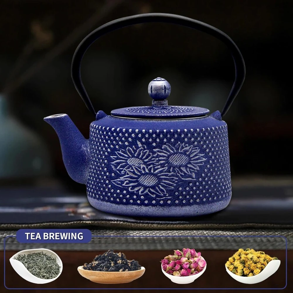 Virdulys Ketaus arbatinukas, 850 ml Azijos arbatinukas arbatai su nerūdijančio plieno sieteliu, japoniškas arbatinukas su violetiniu ir sidabriniu gėlių raštu, vintažinis arbatinukas biriai arbatai, namams ir biurui, 30 oz