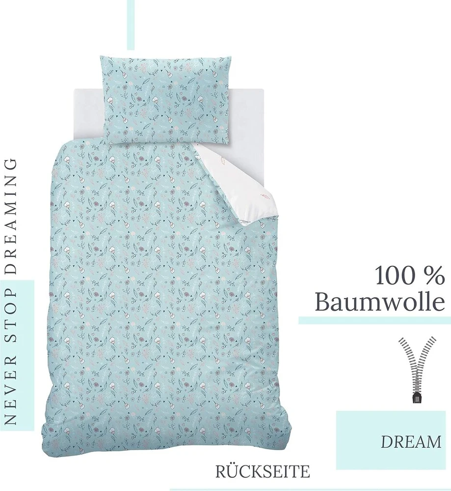 Matt&rose Traumänger kūdikio patalynės komplektas 100 x 135 cm – mergaičių patalynė · vaikiška patalynė · bohemiškas stilius, gėlės, plunksnos – pagalvės užvalkalas 40 x 60 cm + antklodės užvalkalas 100 x 135 cm – 100% medvilnė