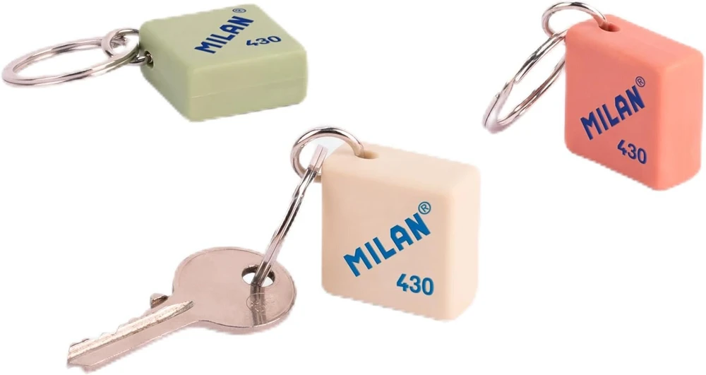Milan 430 guminis raktų pakabukas - 3 vnt.