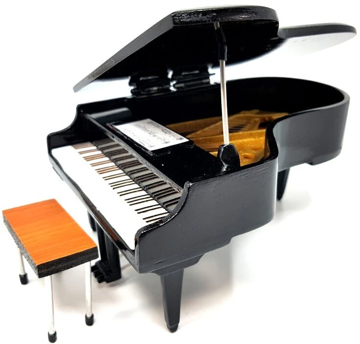 Miniatiūrinis pianinas, mastelis 1:10, kolekcinis gaminys