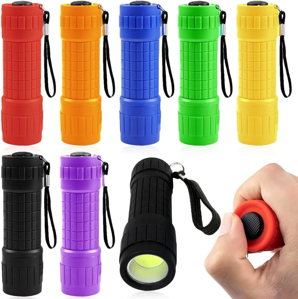 Nicewat 8 vnt. Mini Led žibintuvėlis vaikams, Cob Led mažas žibintuvėlis vaikams su 24 Aaa baterijomis ir virvele, vaikiškas stovyklavimo žibintuvėlis stovyklavimui lauke, avarinis žibintuvėlis vaikų gimtadienio vakarėlio dovanos