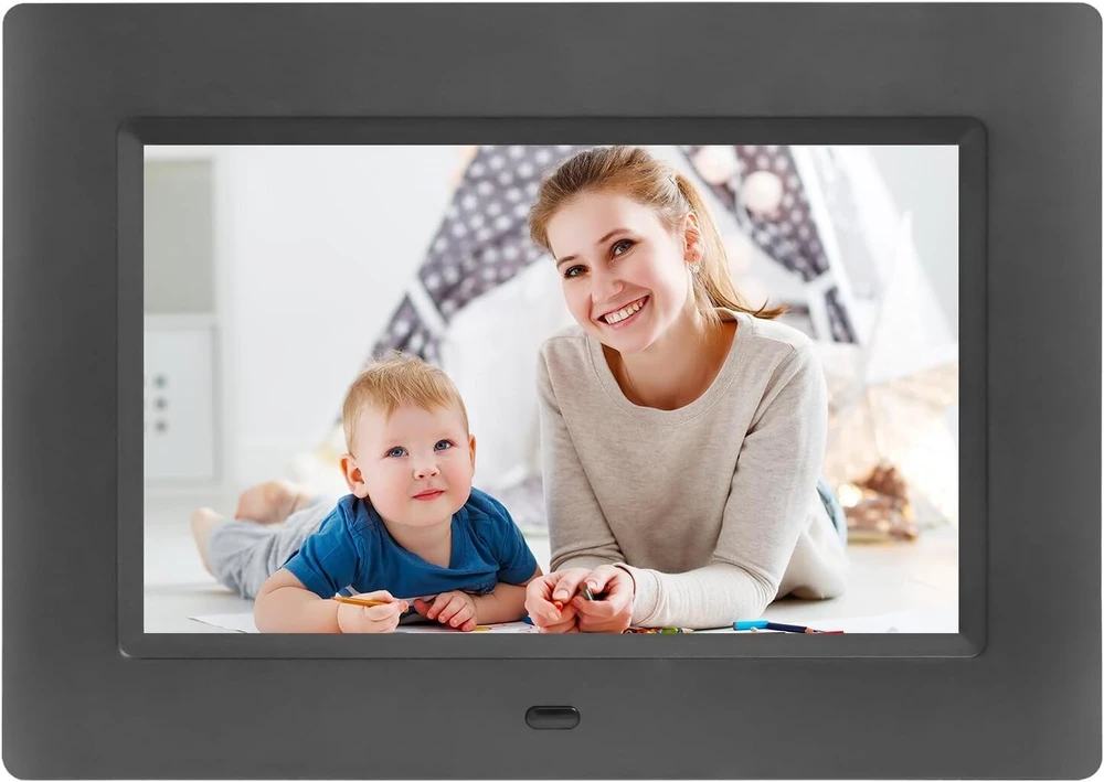 Objektyvas Skaitmeninis nuotraukų rėmelis 7 colių ekranas elektroninis nuotraukų rėmelis su nuotolinio valdymo pulteliu (be wifi) muzikos/video/kalendoriaus/laikrodžio funkcija, palaiko usb/sd kortelę