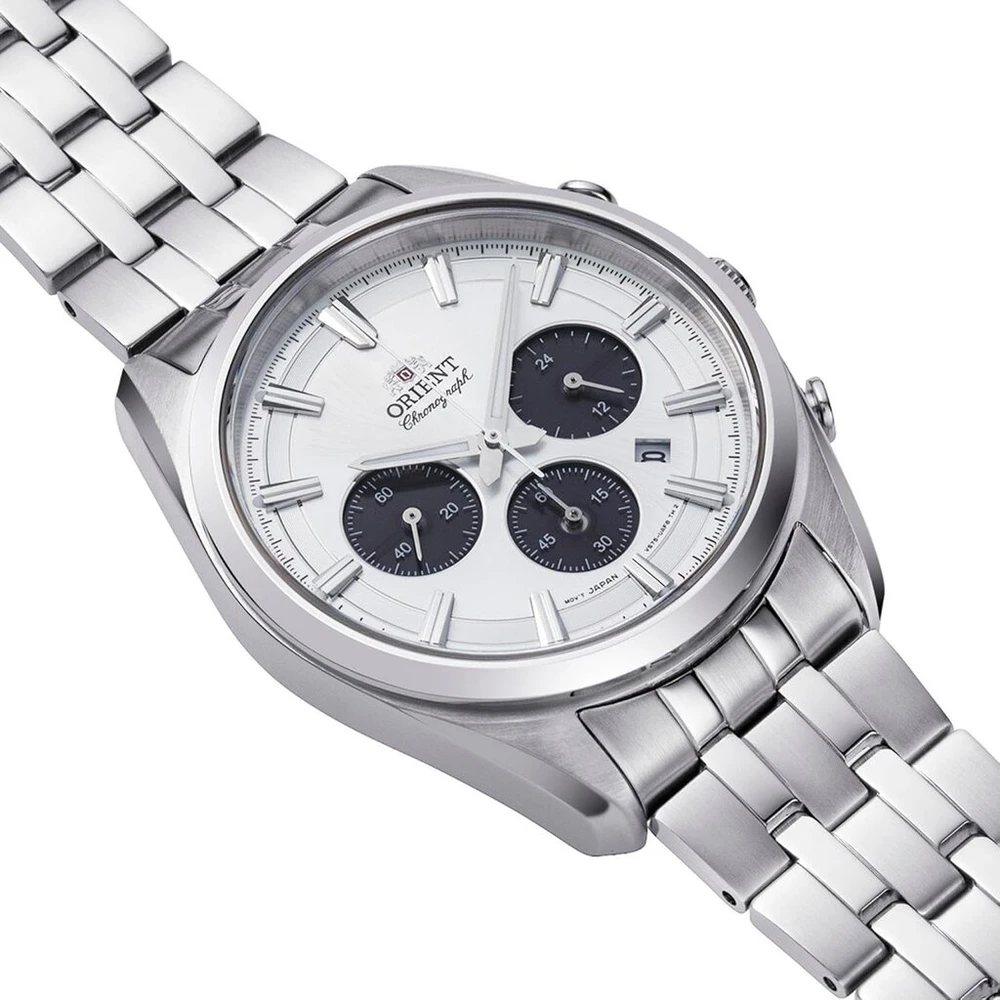 Orient Stretto Solar Chronograph 43mm laikrodis su baltu ciferblatu ir plieniniu dirželiu, skirtas vyrams Ra-tx0305s10b. Turėtų būti parašyta - Orient Stretto Solar Chronograph 40mm laikrodis su baltu ciferblatu ir plieniniu dirželiu, skirtas vyrams, balt