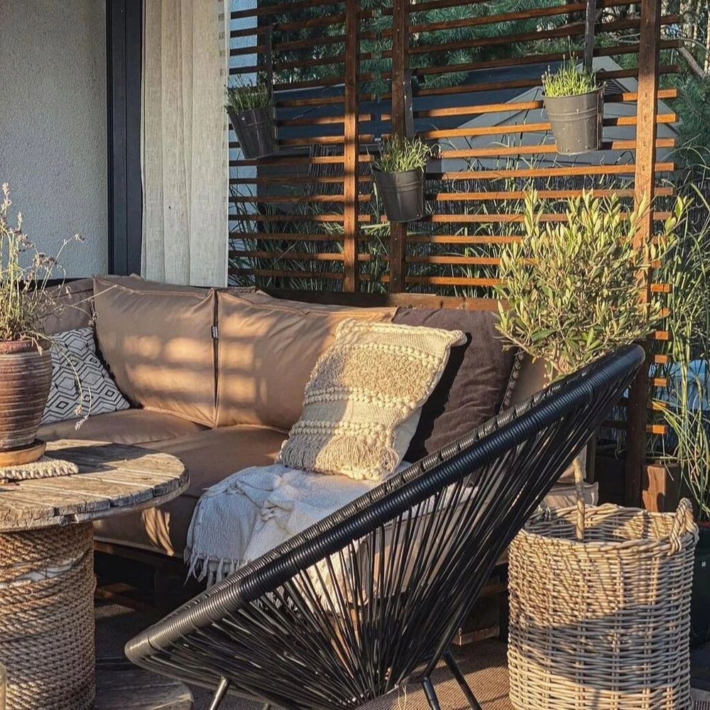 Pagalvėlės sodo baldams, euro padėklams, vandeniui atsparios 120x65x15 su pagalvėmis