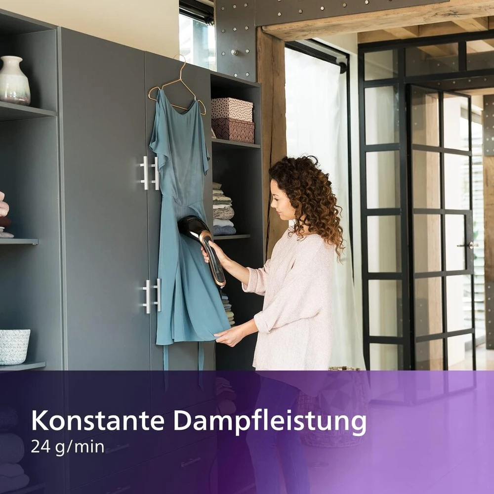 Philips Steam&go Gc365/80 garų lygintuvas (1300 W, Smartflow kaitinimo plokštė, šepetėlio priedas) juodas/auksinis