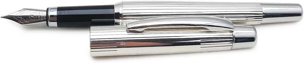 Plunksnakotis pagamintas iš gryno sidabro 925/1000 elegantiškame juodo lako dėkle