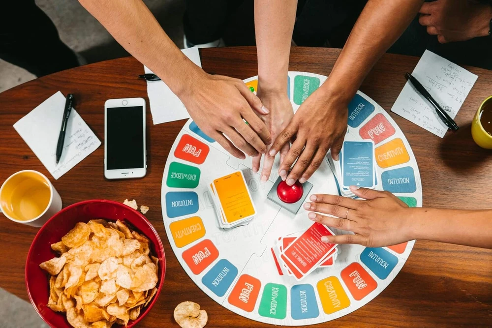Ravensburger Know! Stalo žaidimas su Google Assistant