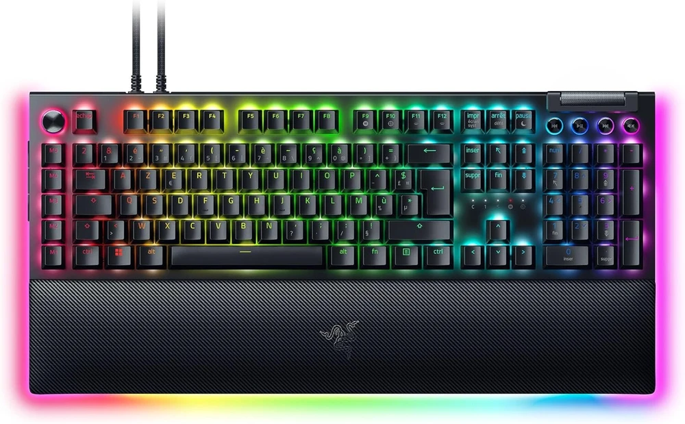 Razer Blackwidow V4 Pro (geltona Switches) mechaninė žaidimų klaviatūra (mechaniniai jungikliai, tyli, slinkties ratukas, 8 specialūs makro klavišai, dirbtinės odos riešo atrama, Rgb Chroma) Fr klaviatūra, Fr išdėstymas