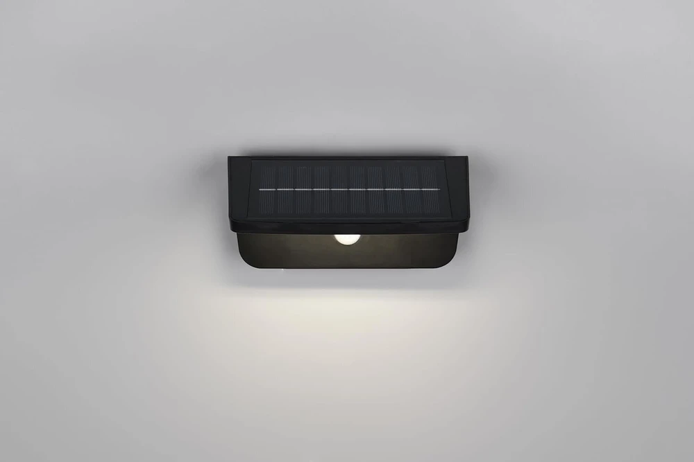 Reality Leuchten Atico R24696132 Led lauko sieninis šviestuvas su saulės baterija, plastikas, juodas matinis, 8 W Led, hibridinis saulės/baterijos, prieblandos jutiklis, judesio jutiklis