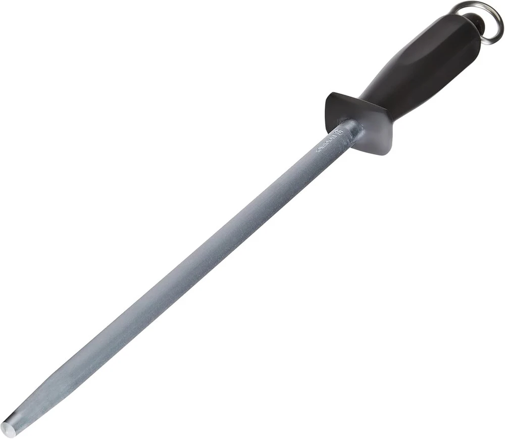 Victorinox 7.8513 galąstuvas + saugos mėsininko plienas, tvirta plastikinė rankena, juodas