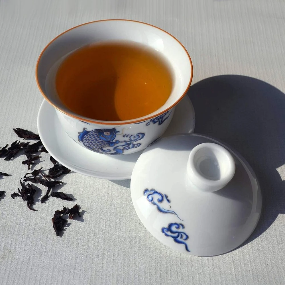 Vv8oo porcelianinis gaiwan 200ml arbatos puodelis šokinėjančios žuvys baltas glazūruotas tureen kiniškas sancai dangtelio dubuo lūpų puodelio rinkinys su lėkštute