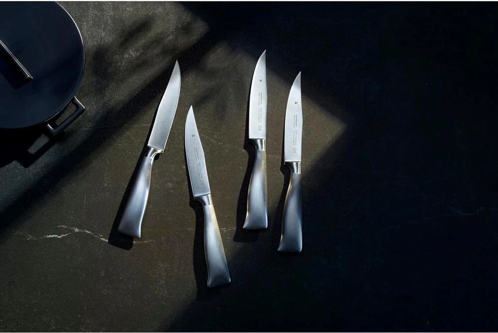 Wmf grand gourmet kepsnių peilių rinkinys 4 vnt., pagamintas Vokietijoje, 4 kaltiniai peiliai, performance cut, specialus plieno ašmenys, ašmenys 13,5 cm