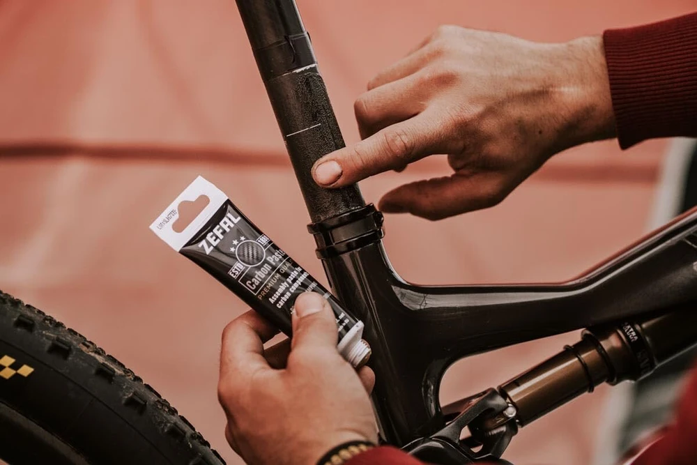 Zefal priežiūros rinkinys - pro ii tepalas, anglies pasta ir vario pasta - velo & pates, skirtas anglies ir odos pagrindo surinkimui - pagaminta prancūzijoje