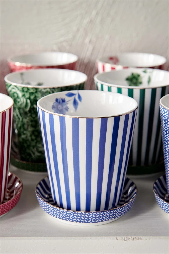 Porcelianinis puodelis su lėkštute Pip Studio Royal, mėlynas ir baltas dryžuotas, 230 ml