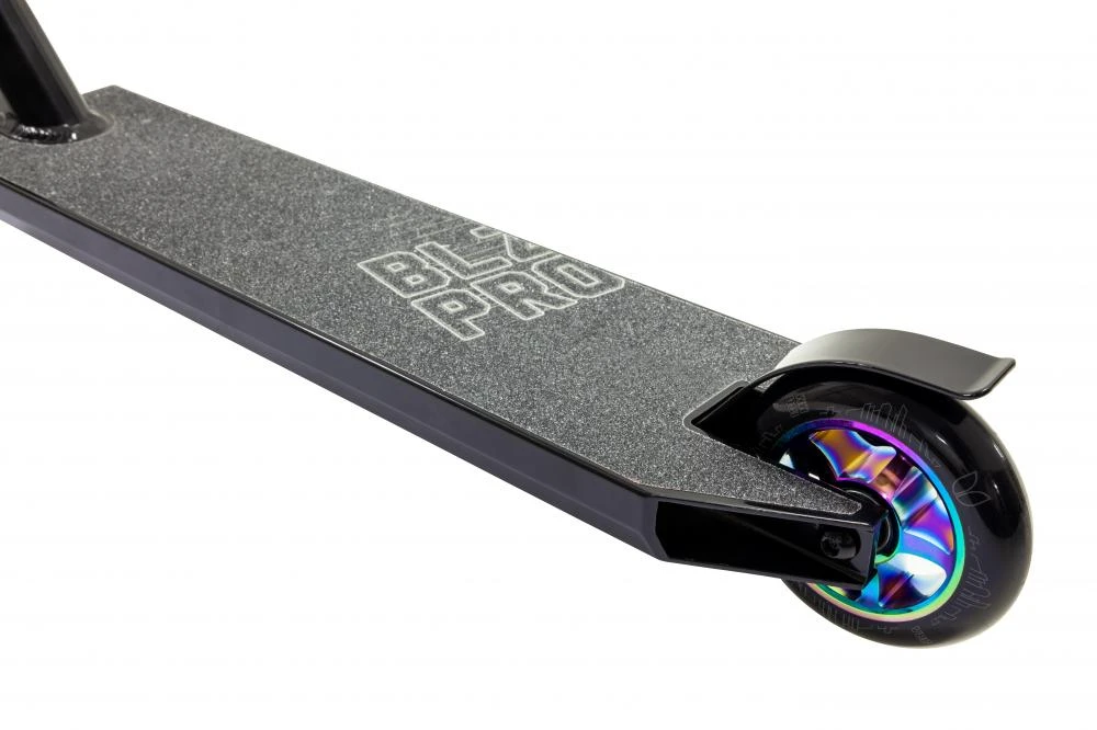 Triukinis paspirtukas Blazer Pro Outrun FX Neo Chrome