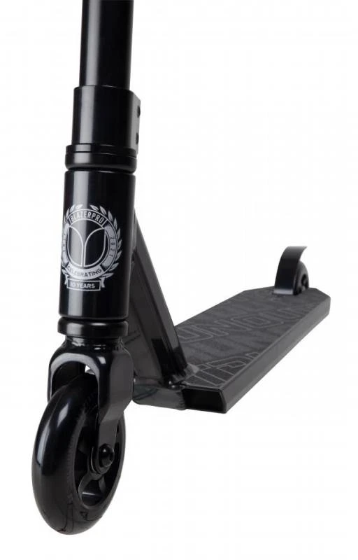 Triukinis paspirtukas Blazer Pro Outrun 2 juodas