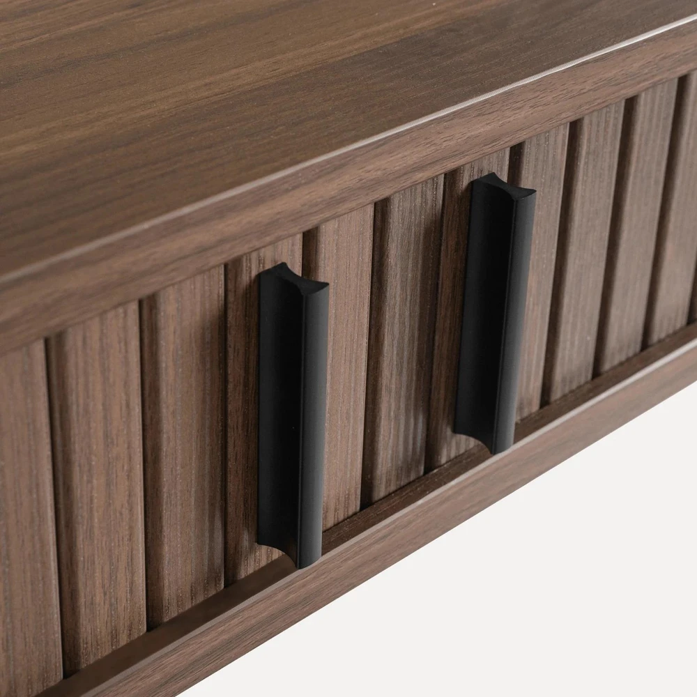 Mebel Elite Rašomasis stalas rievėtu stalviršiu, 120 × 60 cm, riešutmedžio ir juodos spalvos