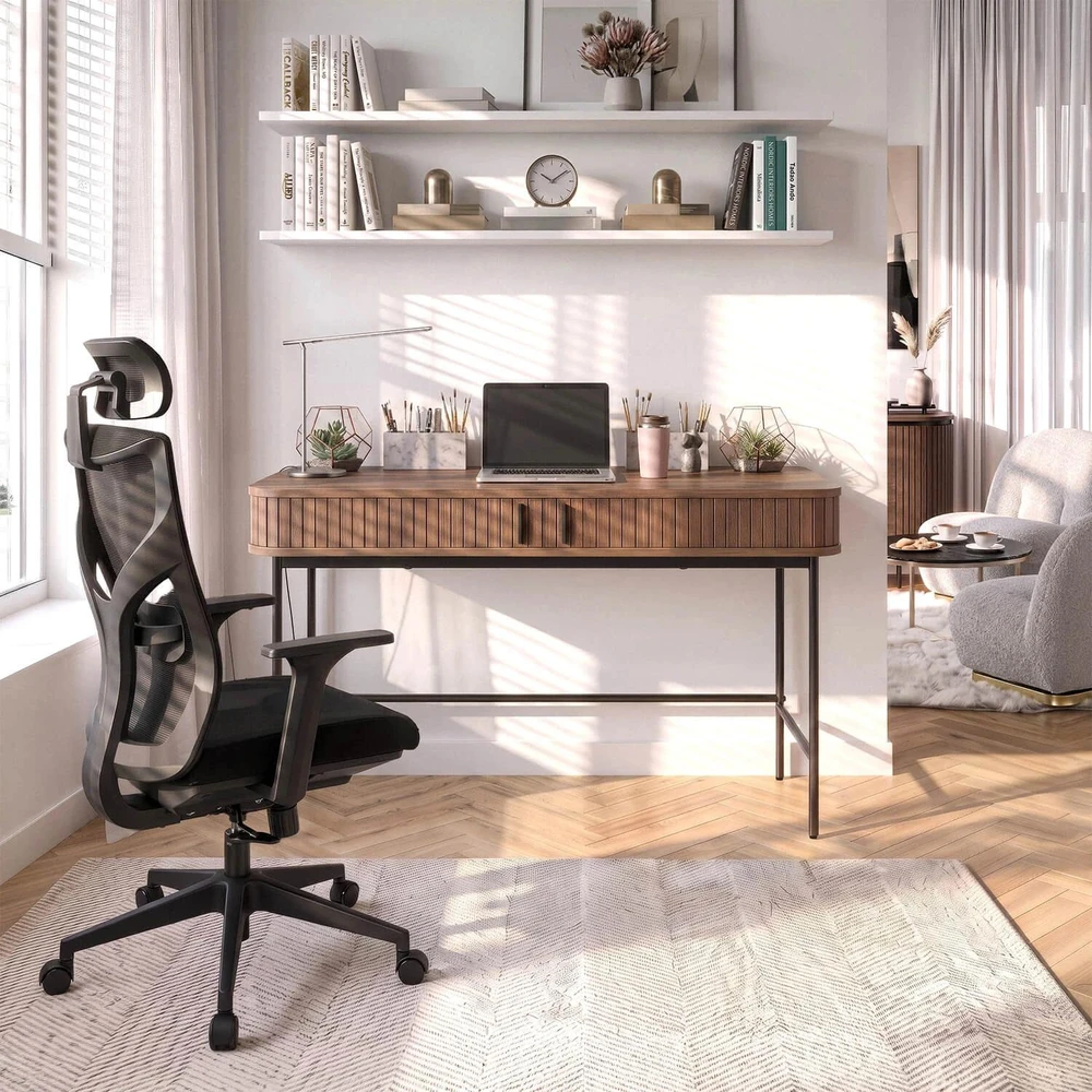 Mebel Elite Rašomasis stalas rievėtu stalviršiu, 120 × 60 cm, riešutmedžio ir juodos spalvos