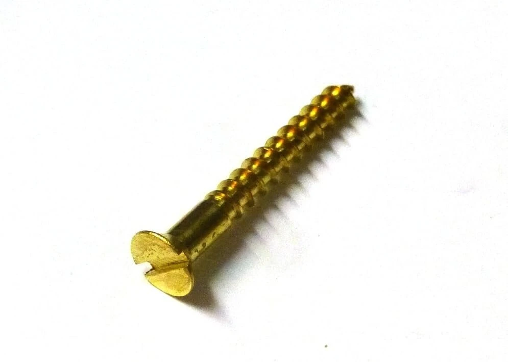 100 mini medvaržčių pakuotė Din 97 (įleidžiama galvutė su įpjovos galvute) žalvaris 1,6 x 16 mm modelių gamybai arba restauravimui