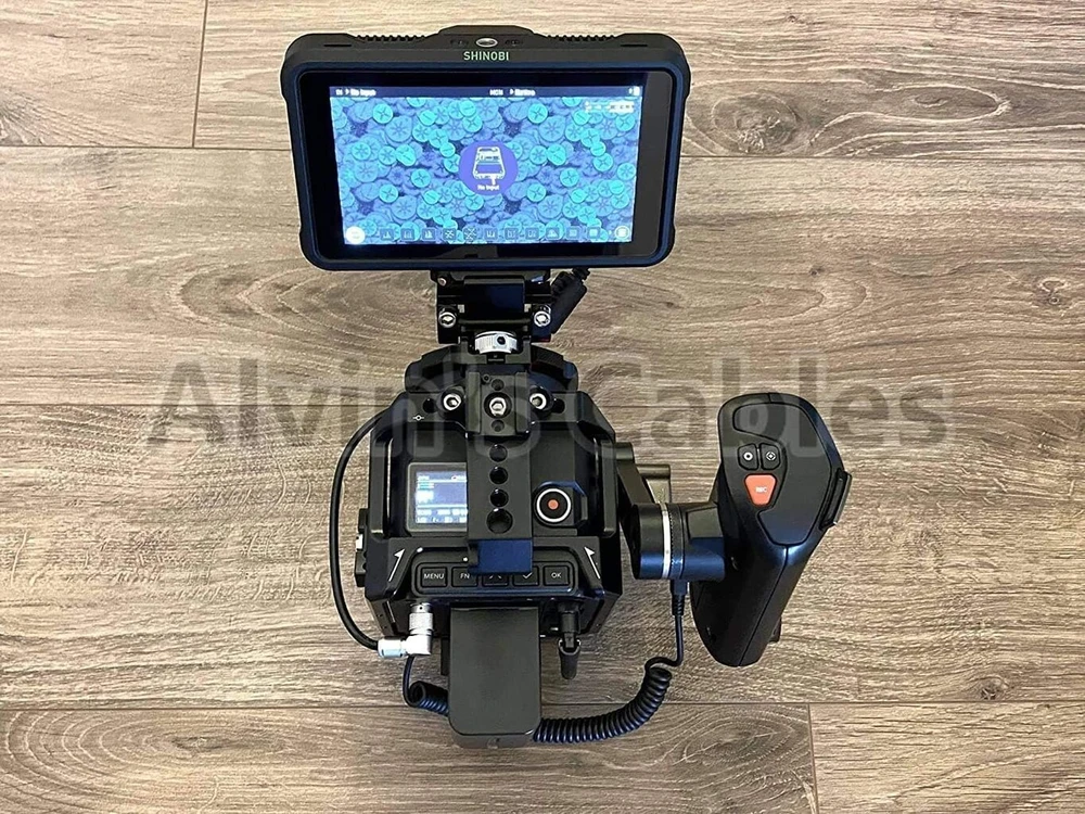 Alvin's Cables Z Cam E2 Flagship besisukantis stačiu kampu 2 kontaktų kištukas į užrakinamą Dc kabelį, skirtas Atomos Shinobi Ninja V Osee G7 monitoriui, skirtas Z Cam E2-s6 E2-f6 E2-f8