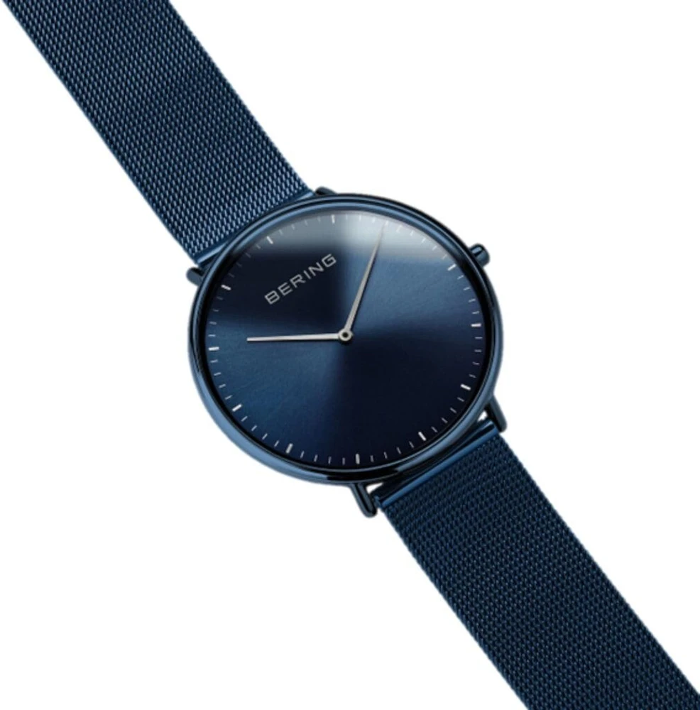 Bering unisex kvarcinis laikrodis - ultra slim kolekcija su nerūdijančiu plienu ir safyriniu stiklu 15739-397 - atsparus vandeniui: 3 atm, mėlynas, apyrankė