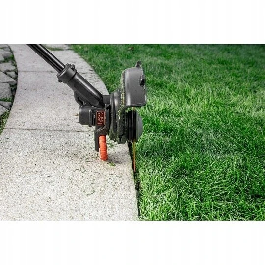 Black & Decker Juodas+decker vejapjovė-trimeris 18v Bcstr918d1 25cm 1x2,0ah + įkroviklis