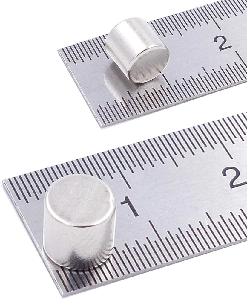 Brudazon 10 mini diskiniai magnetai 6 x 6 mm N52 stipriausio lygio neodimio magnetai itin stiprūs magnetai modelių gamybai, nuotraukoms, lentoms, skelbimų lentoms, šaldytuvams, rankdarbiams, ypač stiprūs magnetiniai diskai