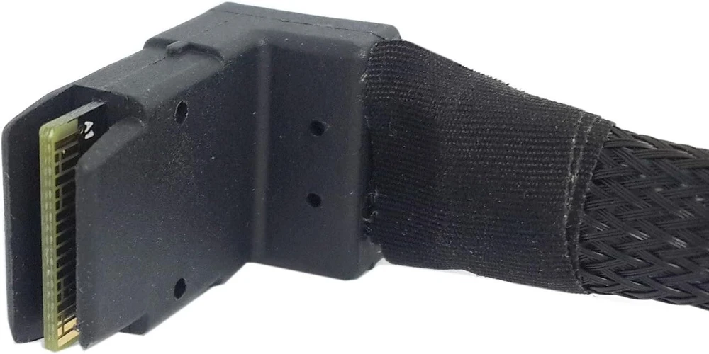Cablecc 1m Sff-8087 Mini Sas 4i 36 kontaktų į 36 kontaktų stačiu kampu 90 laipsnių kabelis