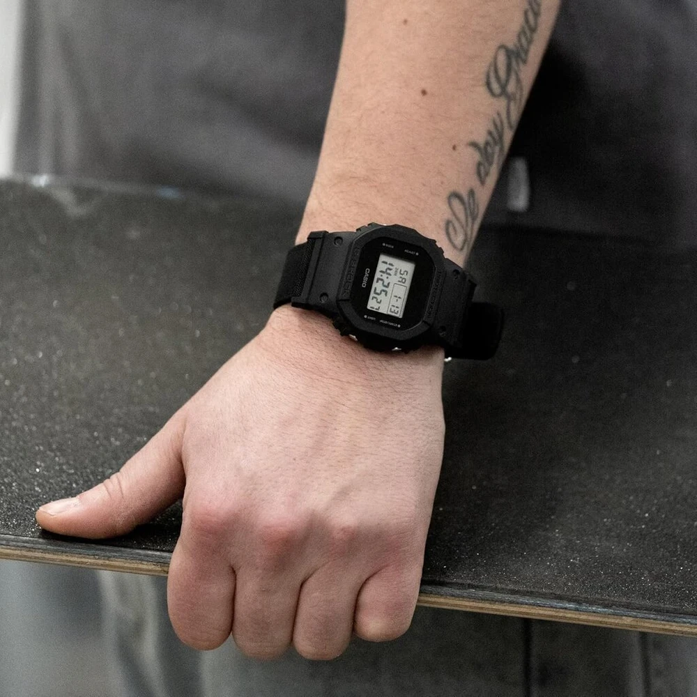 Casio laikrodis Dw-5600bce-1er, juodas, modernus