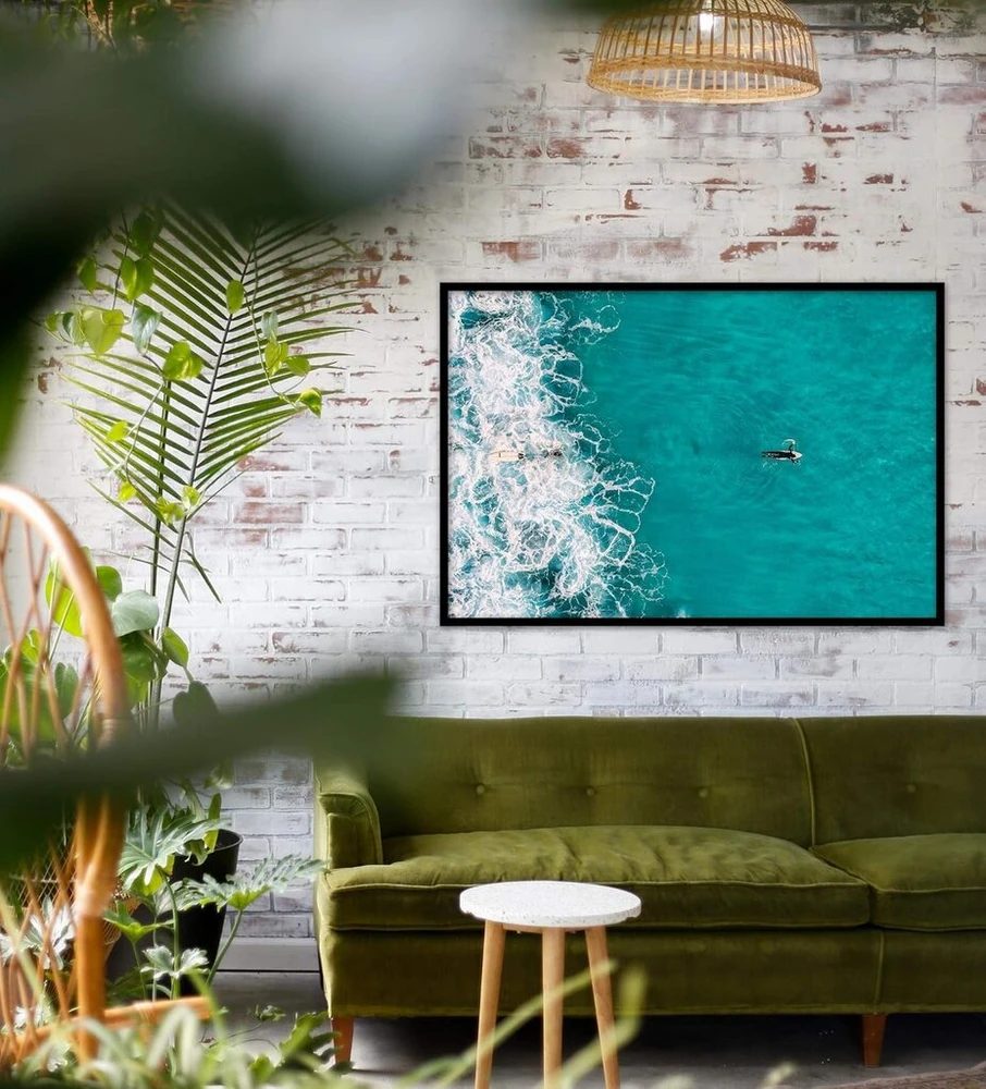 Close Up Surfer plakatas - The Big Mėlyna, galingas ir užburiantis - Ocean Drone (61 x 91.5 cm) sienos paveikslas, foto plakatas gamta, paplūdimys, vasaros nuotrauka: Kiril Dobrev