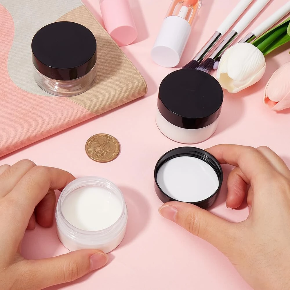 Creatcabin 8 vnt. 30 ml maži kelioniniai indai mini makiažo indai kelioninis laikymas skaidrūs tušti kosmetikos indeliai apvalūs daugkartiniai plastikiniai indeliai kremams tualeto reikmenims losjonų mėginiams