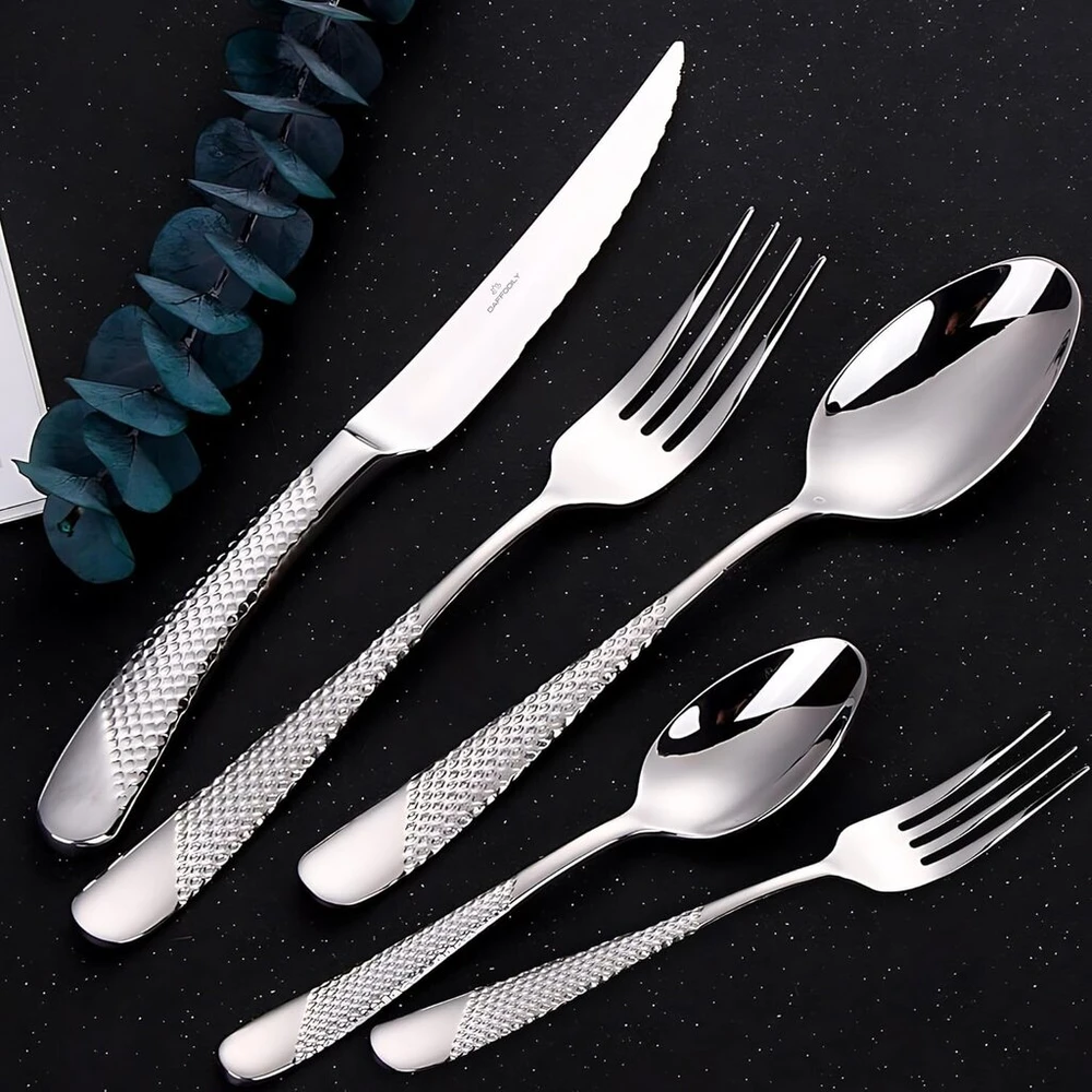 Daffodily® prabangus stalo įrankių rinkinys, 20 dalių, pagamintas iš 18/10 nerūdijančio plieno, skirtas 4 asmenims, su 2-in-1 kepsnių peiliais - galima plauti indaplovėje, veidrodinis blizgesys, elegantiška dovanų dėžutė (signature Sidabrinis - 20 vnt.)