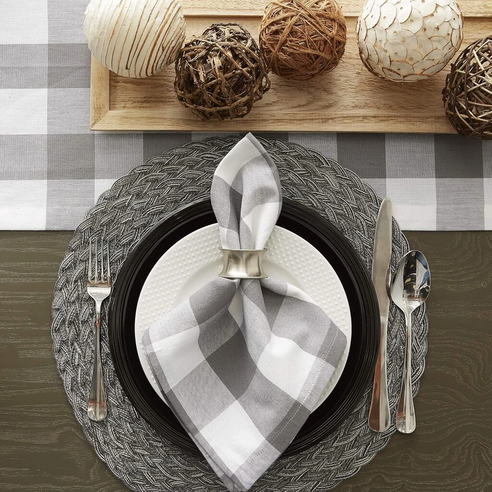 Dii Buffalo Check Collection klasikinis stalo takelis, 36 cm x 183 cm, pilka ir balta