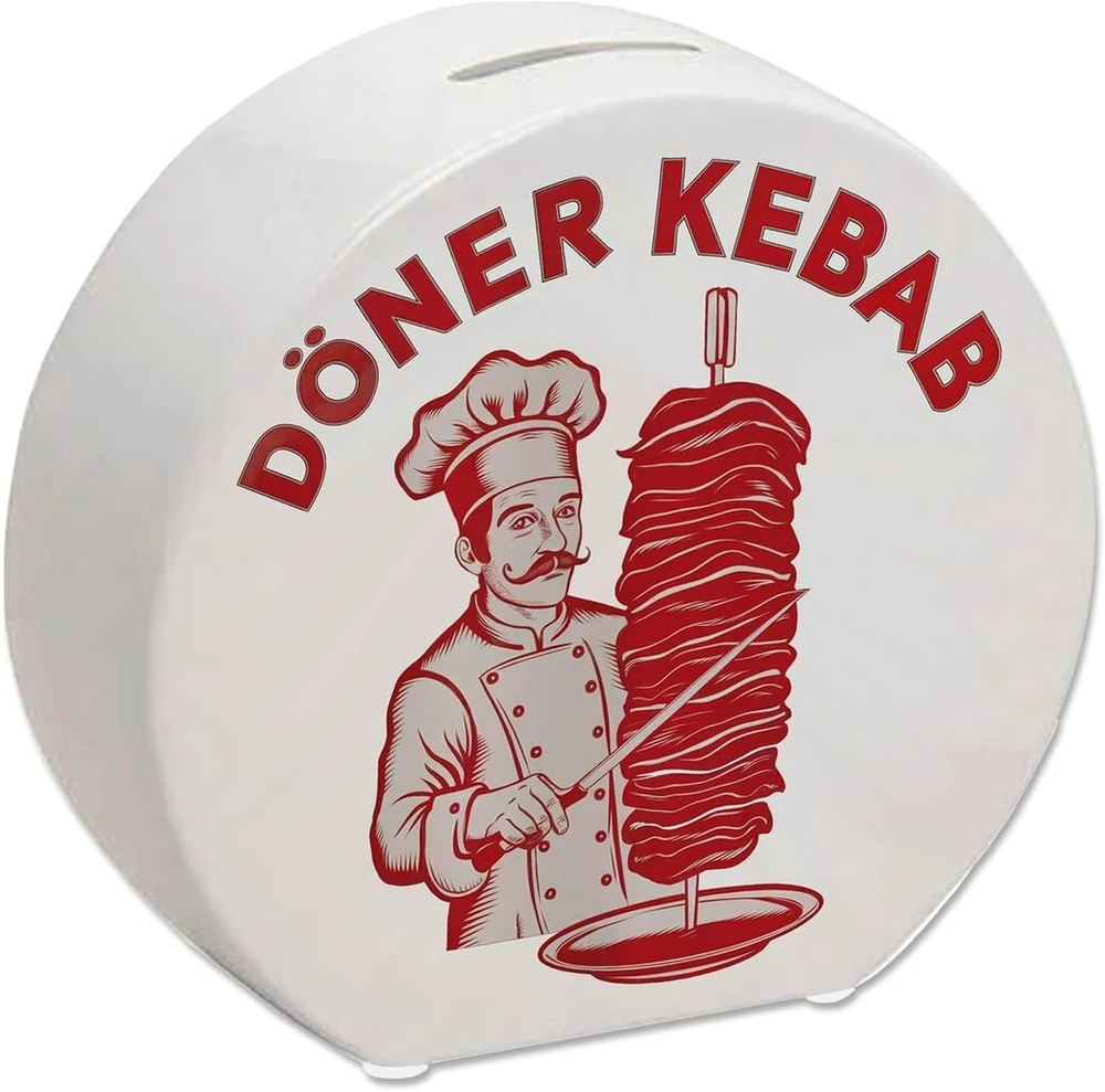 Doner kebab logo taupyklė. tobula kebab taupyklė jūsų kebabinei. juokingas dizainas su virėju ir ūsais, raudona/balta su mėsos iešmo dekoracija