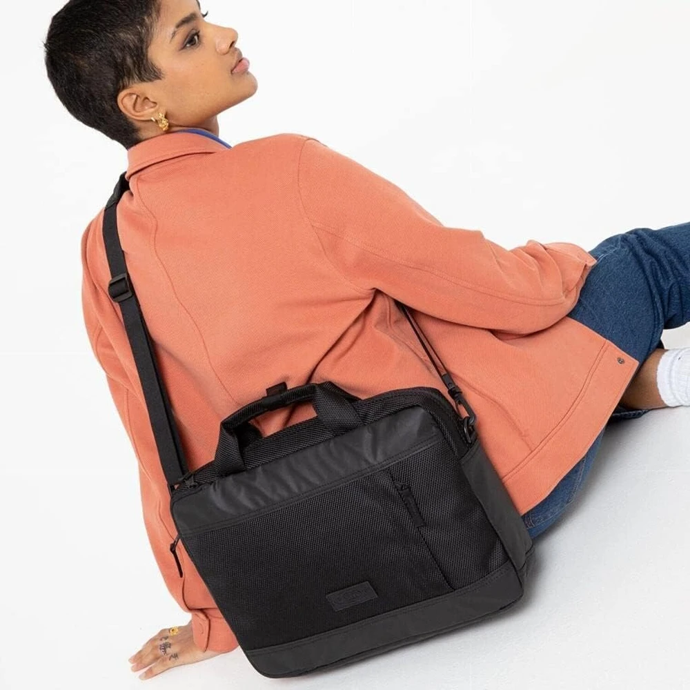Eastpak Acton rankinė per petį, Acton Cnnct Coat, elegantiška