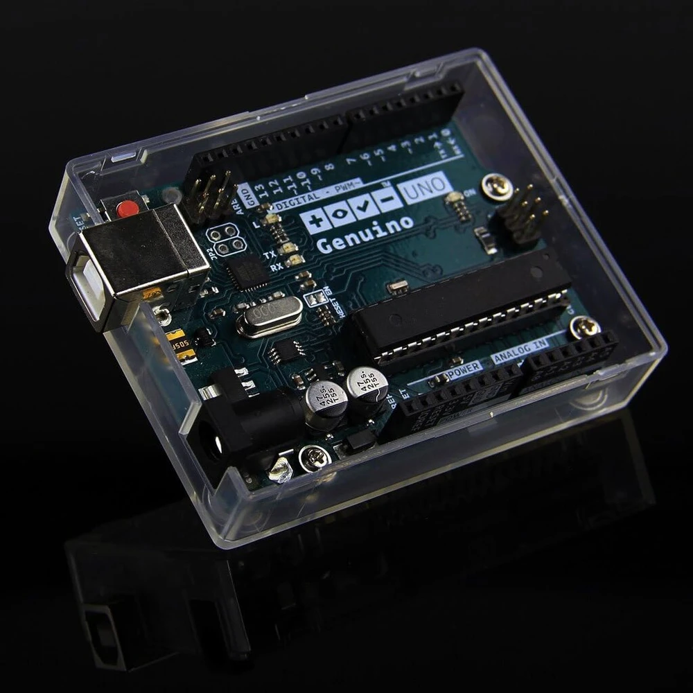 Geekworm Uno R3 Abs korpusas, skirtas Arduino Uno R3 / Uno Wifi Rev2 / Uno Rev3 / Uno R4 Minima / Uno R4 Wifi - skaidrus
