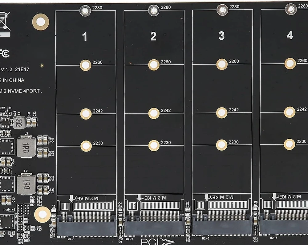 Atminties kortelė Generic Pcie Nvme 4 prievadų M.2 Ssd plėtimosi kortelė