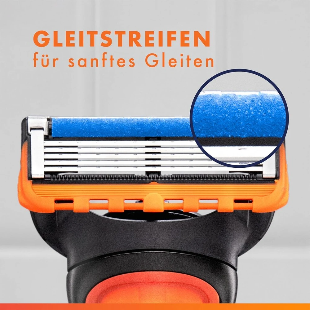 Gillette Fusion5 16 atsarginių peiliukų su platesne drėkinamąja juostele, užtikrinančia sklandų slydimą, ir 5 peiliukais neįtikėtinai švariam ir patogiam skutimui