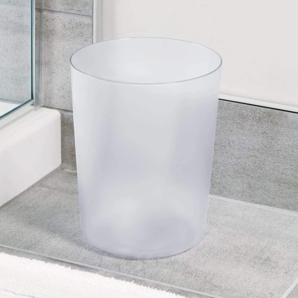 Idesign apvalus mažas atliekų konteineris, modernaus dizaino, pagamintas iš patvaraus plastiko, universalus popierinis krepšys vonios kambariui, biurui, virtuvei ir kitiems kambariams, baltas