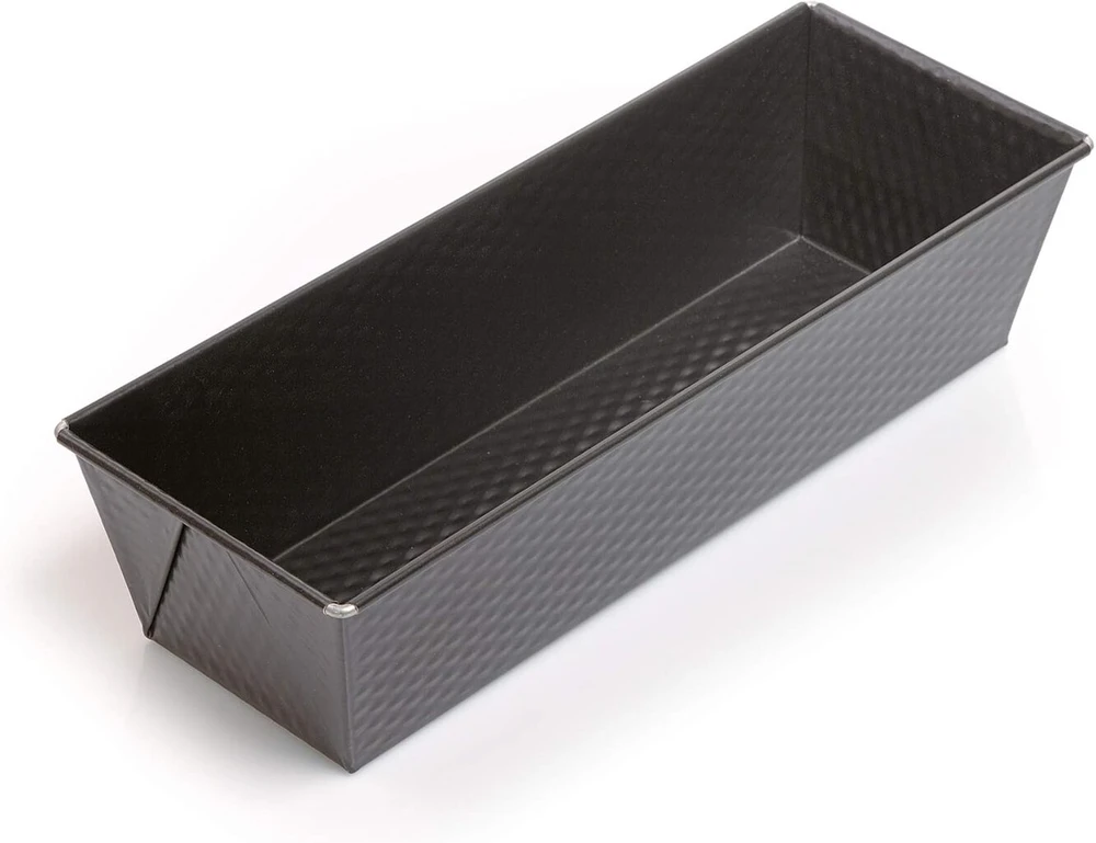 Kaiser Classic kepimo formų rinkinys, 4 dalys, torto forma su nuimamais kraštais, plokščiu ir vamzdiniu pagrindu 26 cm, kekso kepimo forma 30 cm, keksiukų skarda 12 keksiukų, standartinis keksiuko dydis 7 cm, nelipni danga