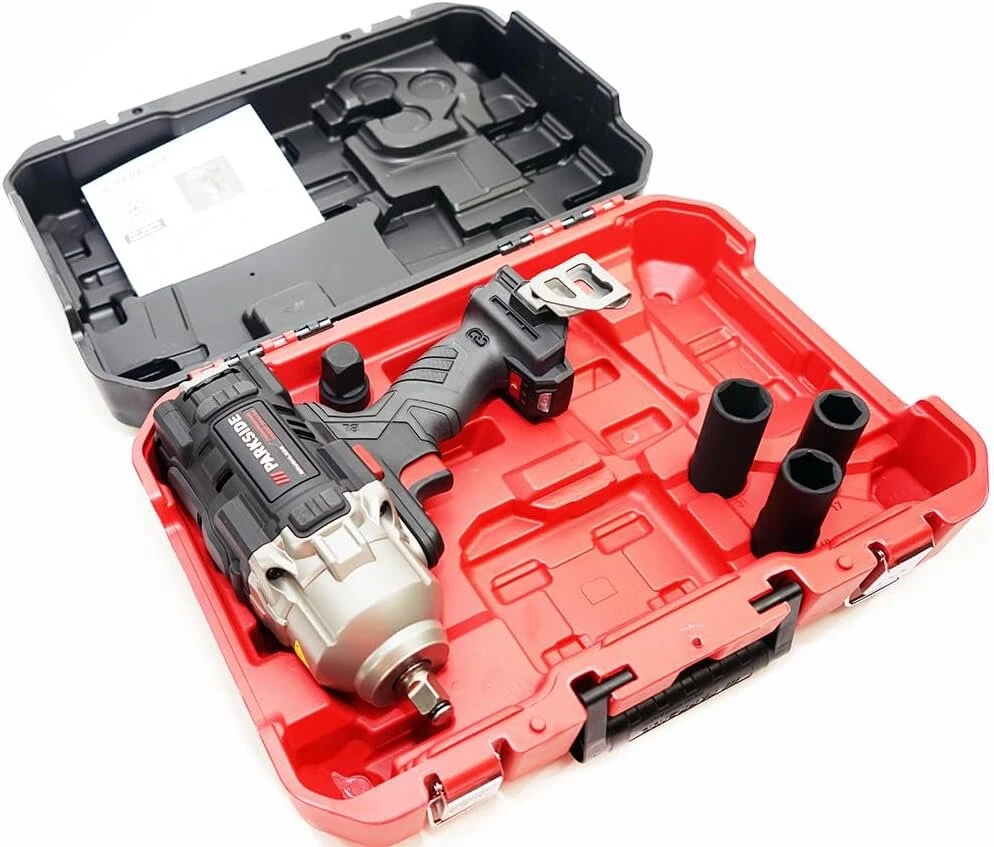 Komplektas – 1 x Parkside Performance® 20 V akumuliatorinis smūginis veržliaraktis 1/2 colio Passp 20 smūginis veržliaraktis + 1 x raktų pakabukas (be akumuliatoriaus)