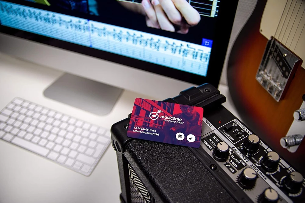 Music2me. com: Išmokite groti gitara – internetinės gitaros pamokos pradedantiesiems ir pažengusiems (12 mėnesių)