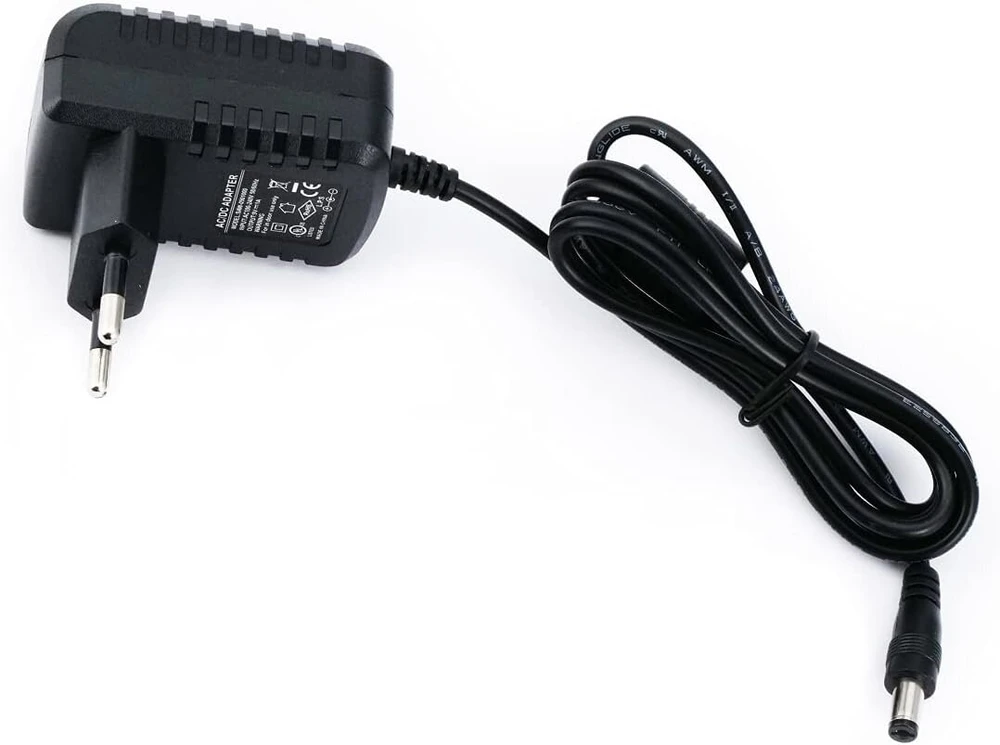 Musiclily Pro Eu standartinis gitaros maitinimo adapteris 9v Dc su 5 krypčių daisy grandinės laidu ir atvirkštinio poliškumo laidu efektų pedalams