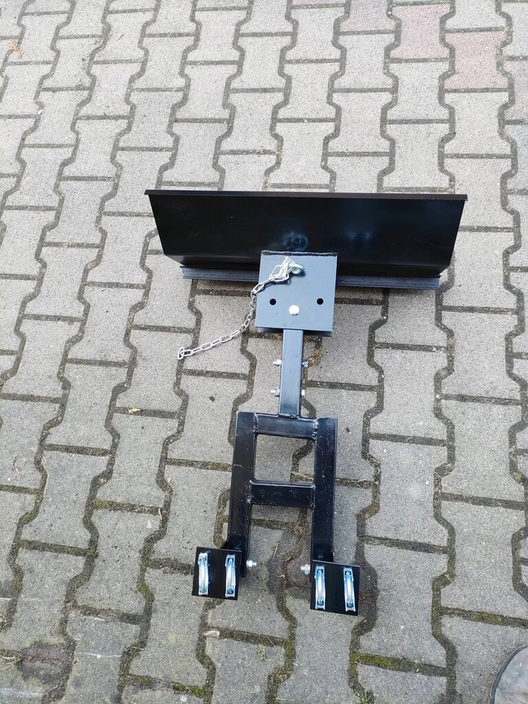 Plūgas vejapjovei ir kultivatoriui