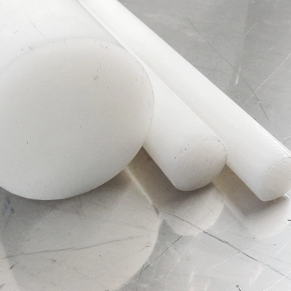 Poliamido Pa6 apvalus strypas, natūralus, skersmuo 150 mm, plastikinio strypo ilgis 500 mm, poliamido apvali medžiaga, supjaustyta pagal dydį