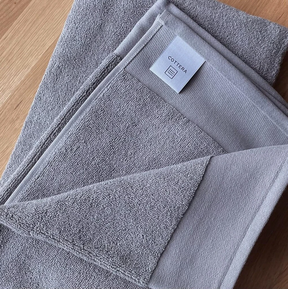 Rankšluostis Cottera® Premium pirties rankšluosčių rinkinys iš 2 pilkos spalvos rankšluosčių, 2 rankšluosčiai 100 x 150 cm xxl, 100% aukščiausios kokybės medvilnė 500g/m², tvariai pagaminta portugalijoje